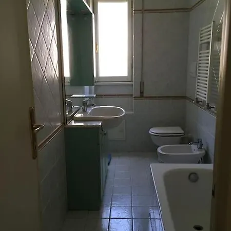 公寓 Terracina, In Centro, A Due Passi Dal Mare